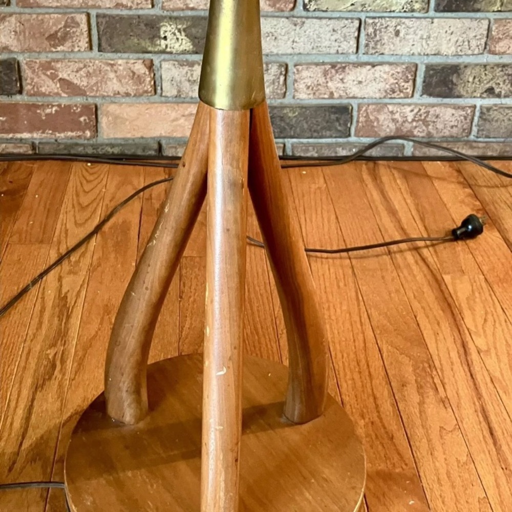 Mid Century Floor Lamp w/ Attached End Table MCM - Picture 5 of 6